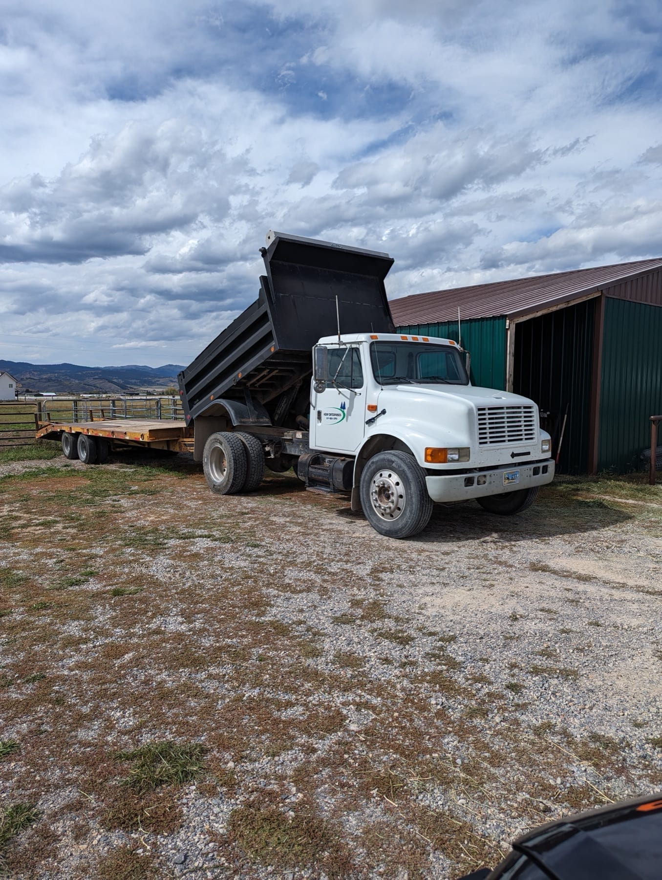 Material Delivery Services - Image 1